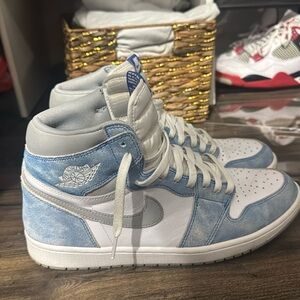 Jordan 1 high “Hyper Royal”, USED size 13